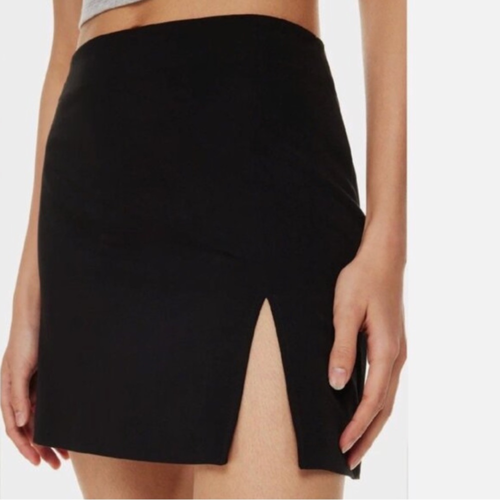 Aritzia // Sunday’s Best Black Mini Skirt with Side Slit